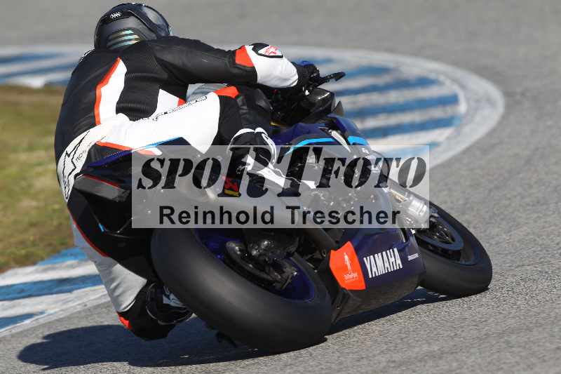 /Archiv-2023/02 31.01.-03.02.2023 Moto Center Thun Jerez/Gruppe blau-blue/backside